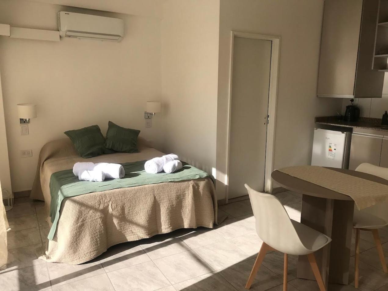 Apartment Filoxenia *